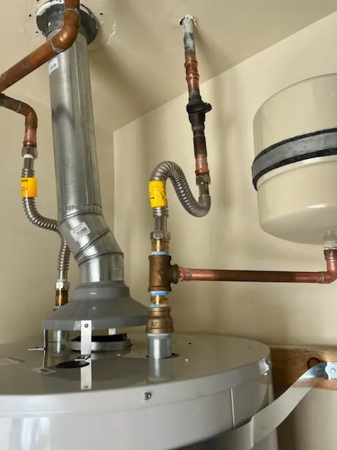 Water heater installation and plumbing repair in Saybrooke Village